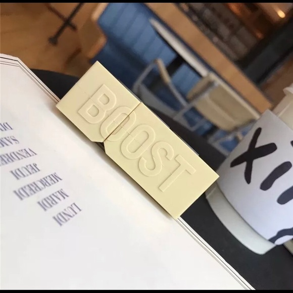 🔥Adidas Air Pod Case - Picture 4 of 4